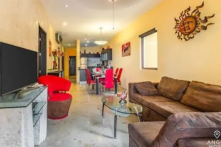 Oceanfront Condo A Block Off 5Th In Heart Of Playa Playa del Carmen